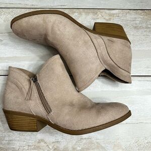 Arizona Coachella Women’s Sz 10 Brown Faux Suede Ankle Bootie Western Fallcore